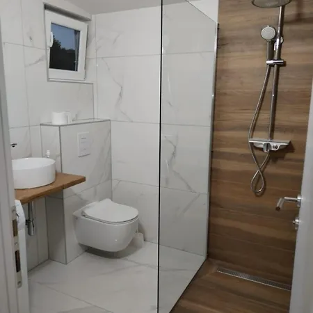 Kucica Nada Apartment Skradin